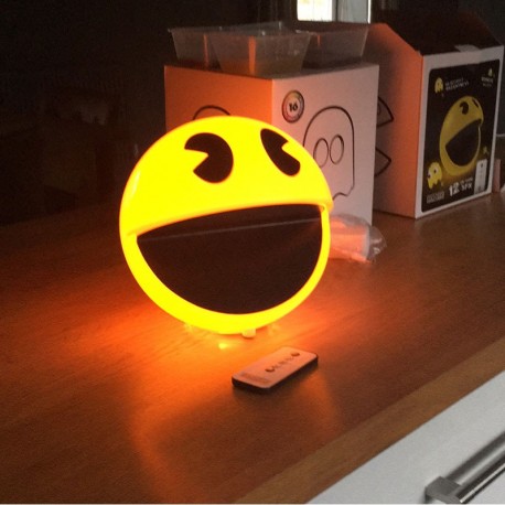 Lampe PAC-MAN - Lampe télécommandée & sonore PAC-MAN