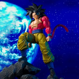 Figurine Dragon Ball GT - Son Goku Super Saiyan 4 S.H.Figuarts 19 cm