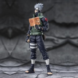 Figurine  Naruto Shippuden - Kakashi Hatake -The famed Sharingan Hero S.H.Figuarts 16cm