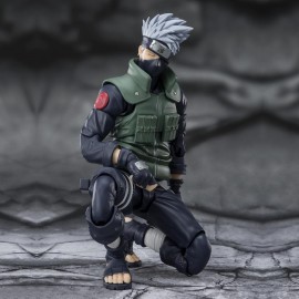 Figurine  Naruto Shippuden - Kakashi Hatake -The famed Sharingan Hero S.H.Figuarts 16cm