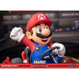 Figurine Mario Kart - Mario sur son Kart - Edition Standard