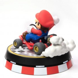 Figurine Mario Kart - Mario sur son kart - Edition Collector Light up