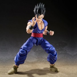 Figurine Dragon Ball Z - Ultimate Gohan Super Hero S.H.Figuarts 14cm