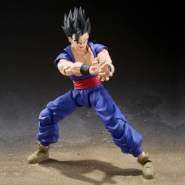 Figurine Dragon Ball Z - Ultimate Gohan Super Hero S.H.Figuarts 14cm